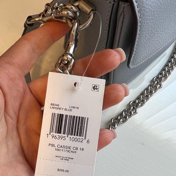 COACH Light Blue Pebbled Leather Crossbody with Chain Strap - Picture 4 of 7